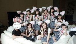 娱乐吃瓜女朋友的限定照片
