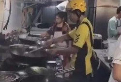 爆料送餐的小哥是谁啊视频,爆料送餐小哥身份大揭秘！