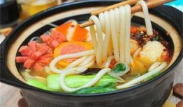 网红爆料咬米线视频播放,这米线太诱人了！