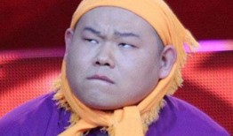 岳云鹏爆料没吃饭的视频,饭局上的“尴尬”瞬间，没吃饭成焦点！